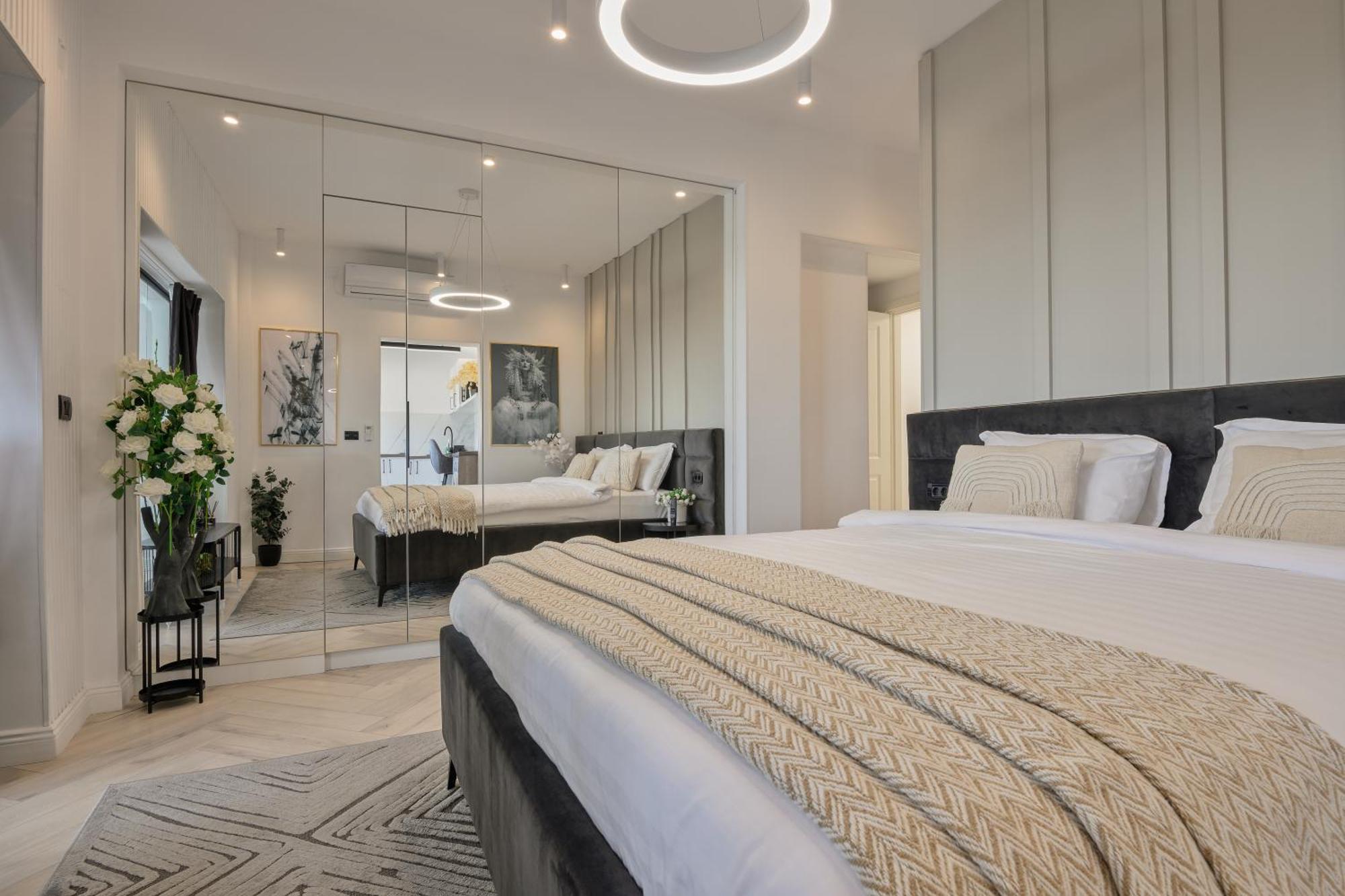 City View - Luxury Apartment A - Old City - Victoriei بوخارست المظهر الخارجي الصورة